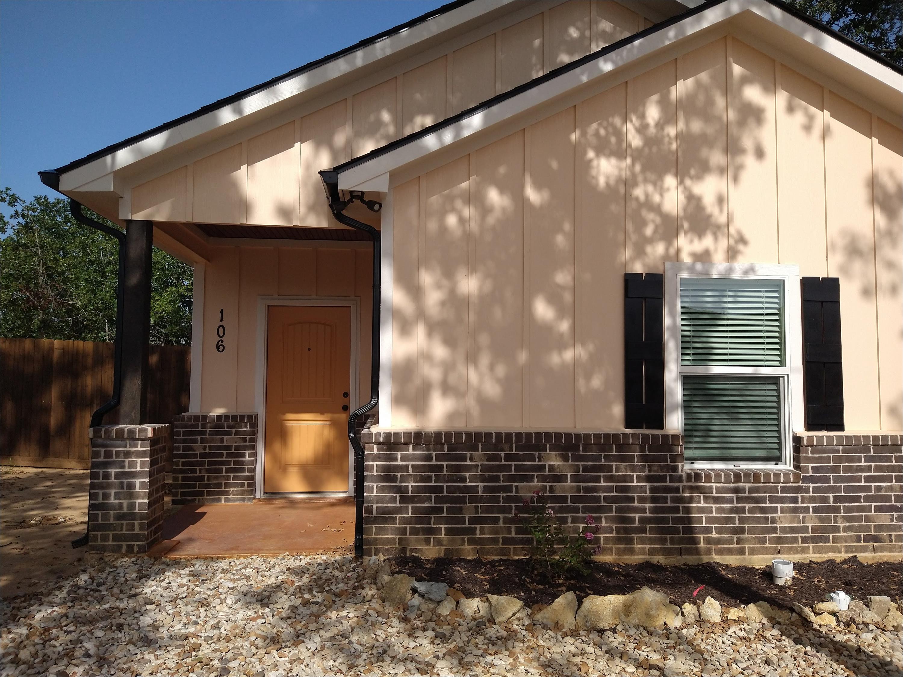 1000 Wooded Hollow Court